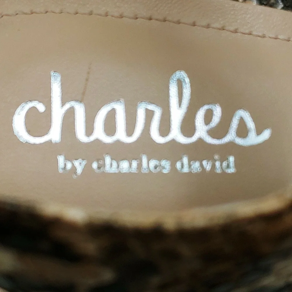 Charles David Sandals Woman Lambert Brown Snakeskin 9.5 Ankle Strap Shoe Wedge‎